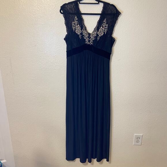 Soma Black Lace Embroidered Maxi Nightgown Sleep Dress Size Velvet Size Large - Picture 1 of 5